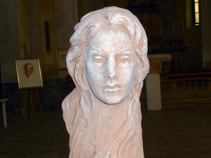Antonio Sodo, salentino, lo scultore che manipola la materia e la infonde di spiritualità, espone a Solbiate Olona (Va) | Italia-express - antonio-sodo-volti-di-donne-mediterranee